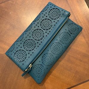 Urban Expressions Clutch